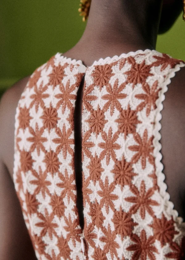 Robe Reneka